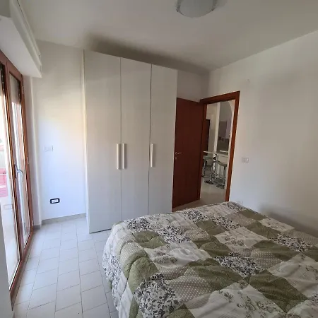 Centro Marina A 500 Metri Dal Mare スカレア